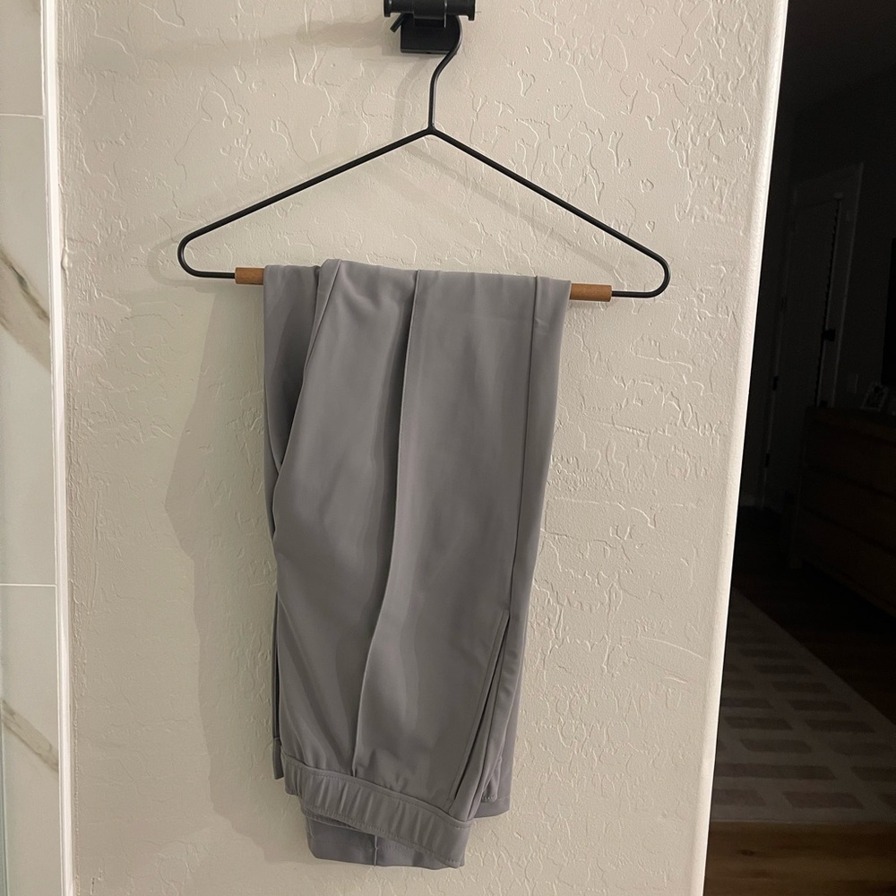 New Theory Curtis Elastic-Waist Trouser Pants (Size 29)